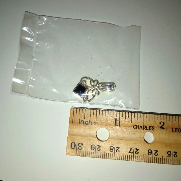 Sterling silver necklace and pendant set - Picture 8 of 12